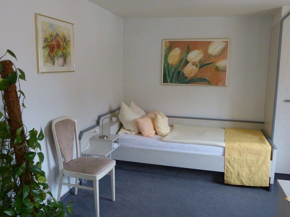 Hotel Am Hehlentor 첼레 외부 사진