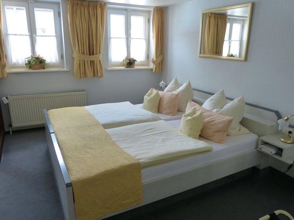 Hotel Am Hehlentor 첼레 외부 사진