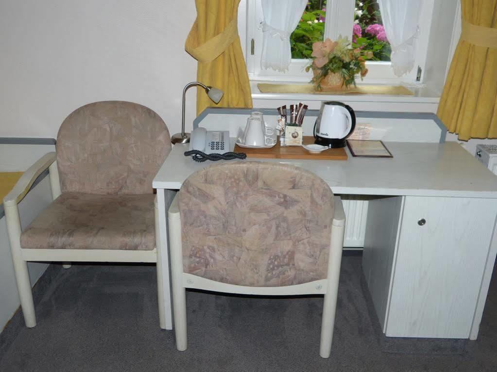 Hotel Am Hehlentor 첼레 외부 사진