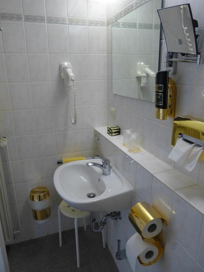 Hotel Am Hehlentor 첼레 외부 사진